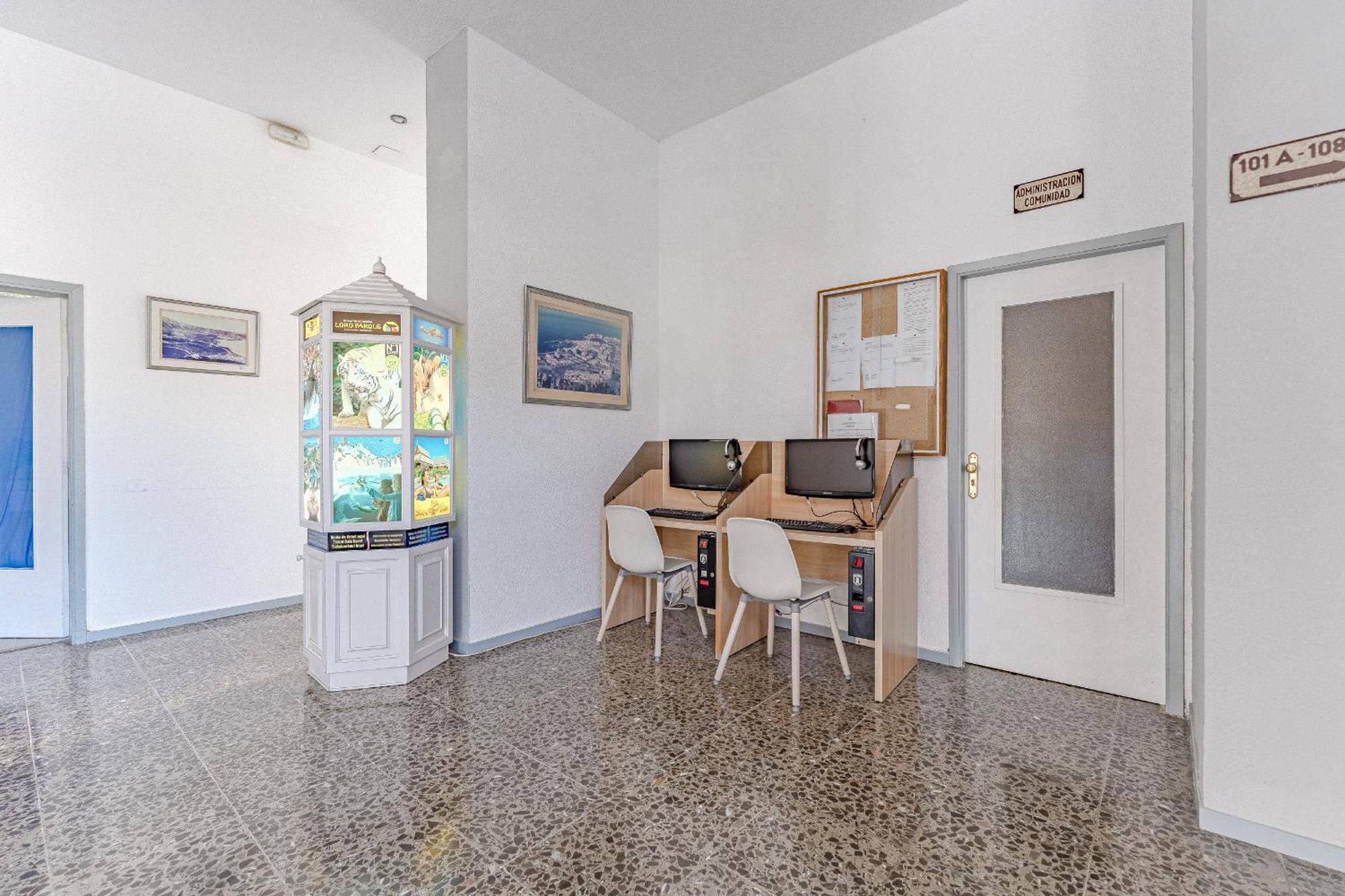 Frontline Ocean View Apartment Los Cristianos Лос Кристианос Экстерьер фото